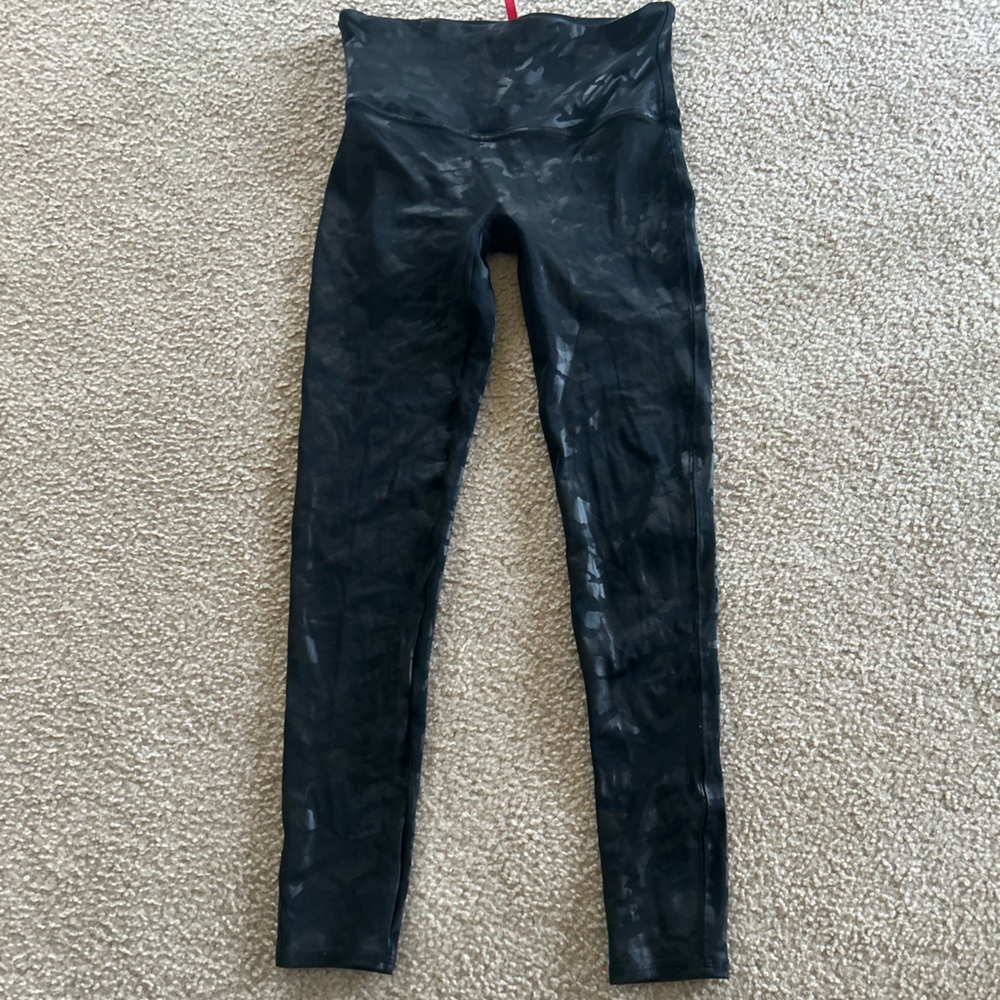 Spanx Black Camo Leggins